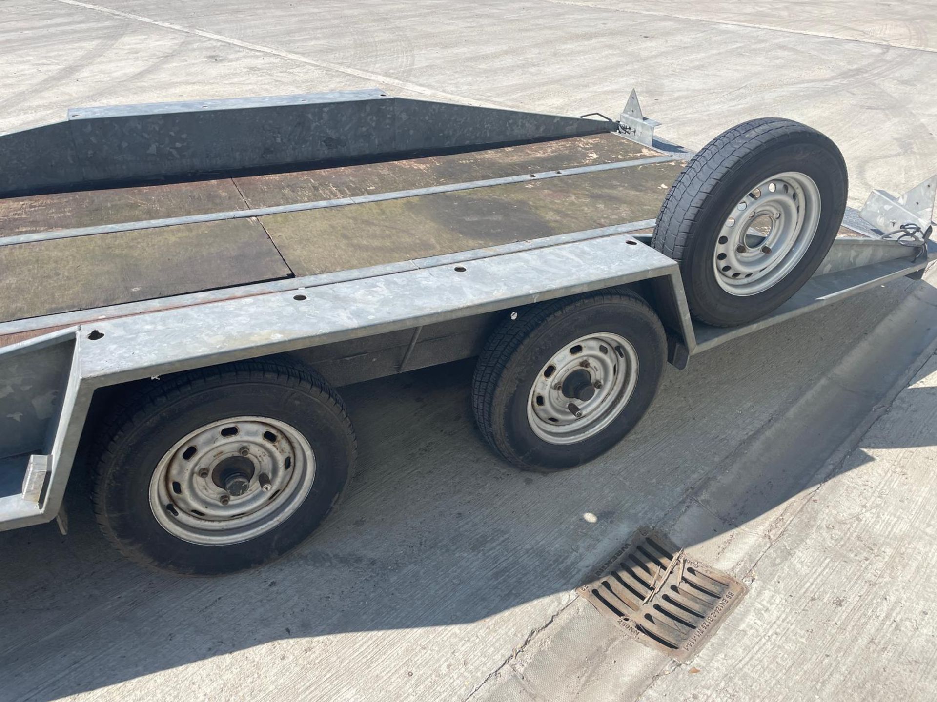 14ft * 6ft 2,000 Kg Tilt Bed Trailer / Plant Trailer / Car Trailer - Twin Axel - Image 8 of 10