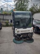 2005 Mathieu yno azure 2 - Diesel - Road sweeper - Starts and drives