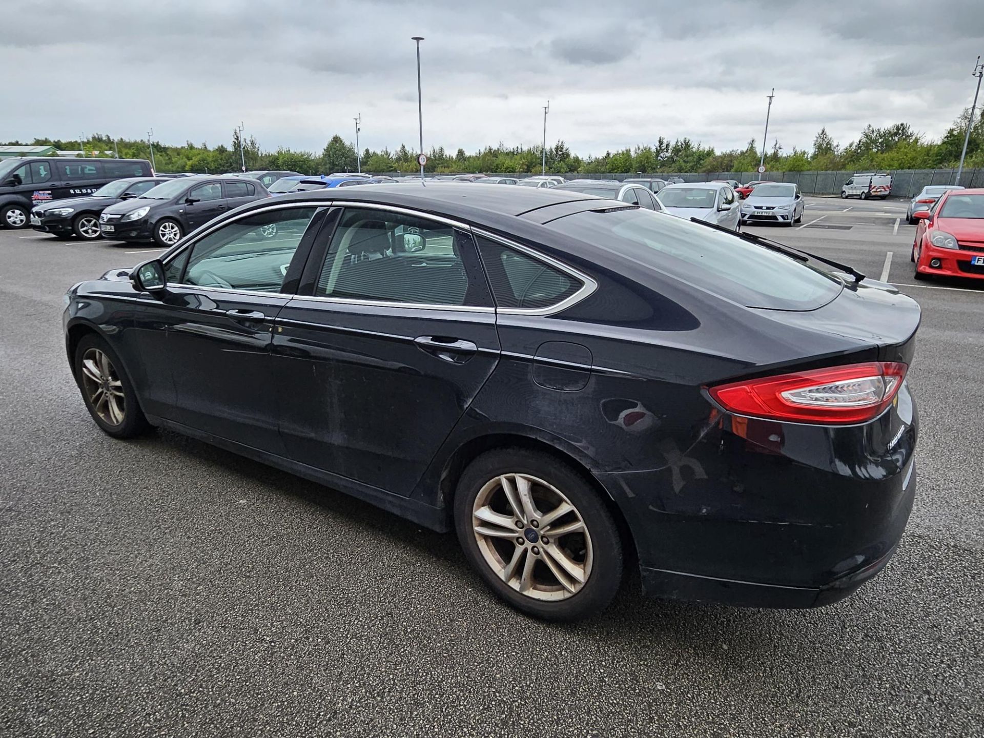 Ford Mondeo Zetec Econetic TDCI - Image 4 of 11