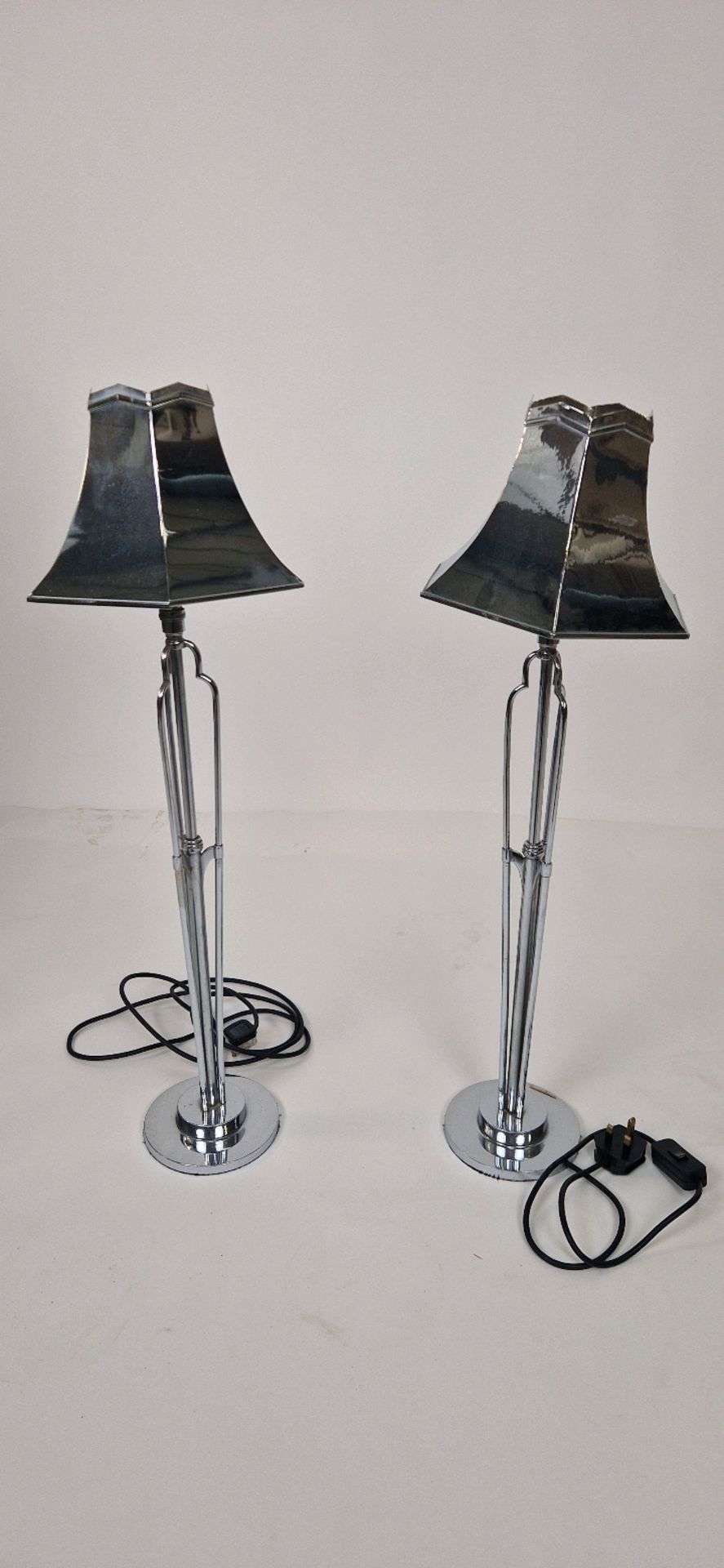 TABLE LAMPS X2