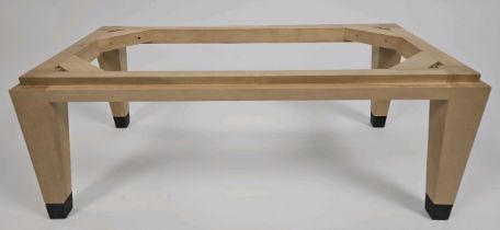 Modern Table Base