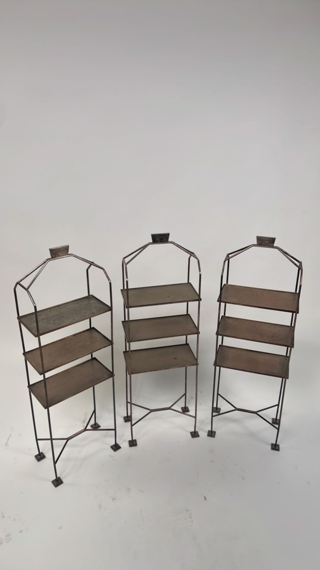 A trio of metal sandwich and cake stands - Image 3 of 8