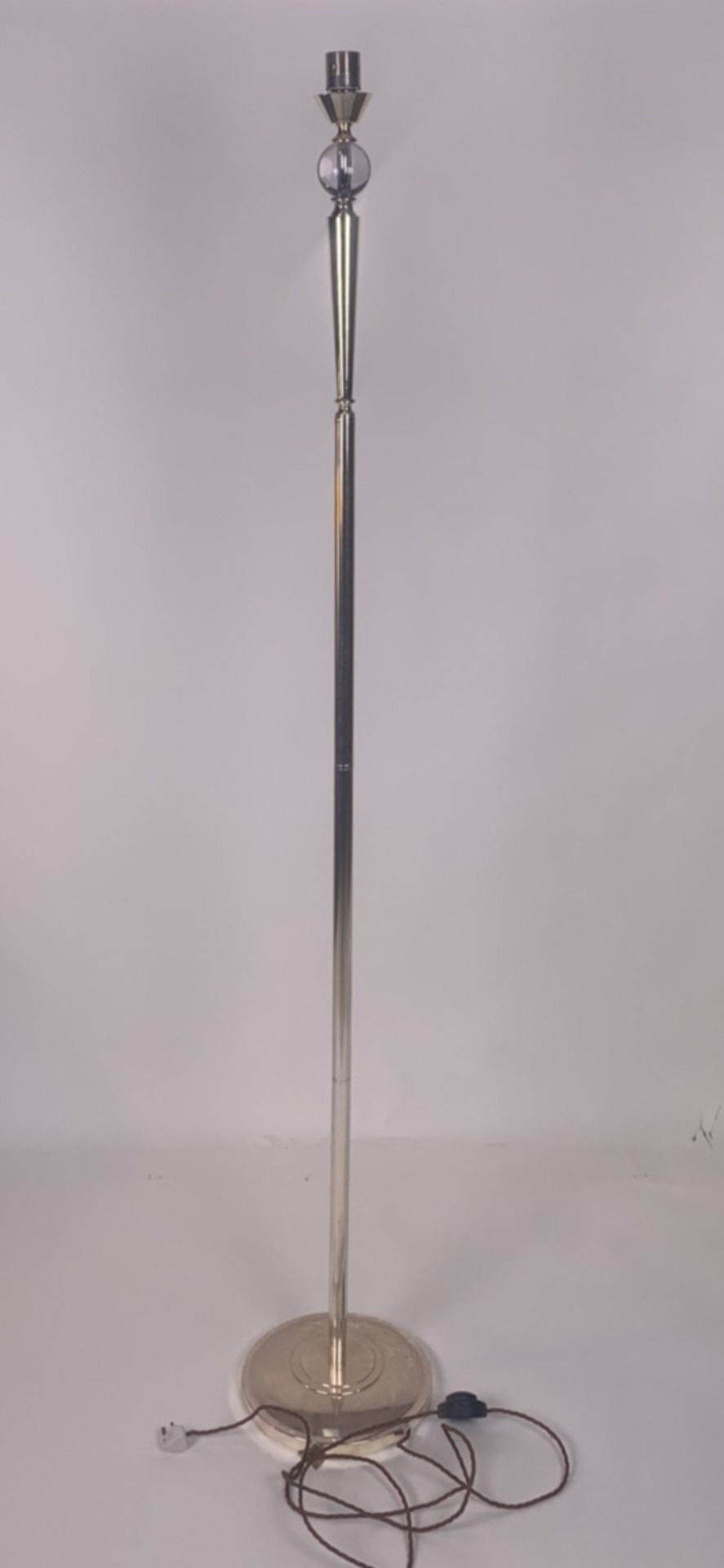 Floor lamp