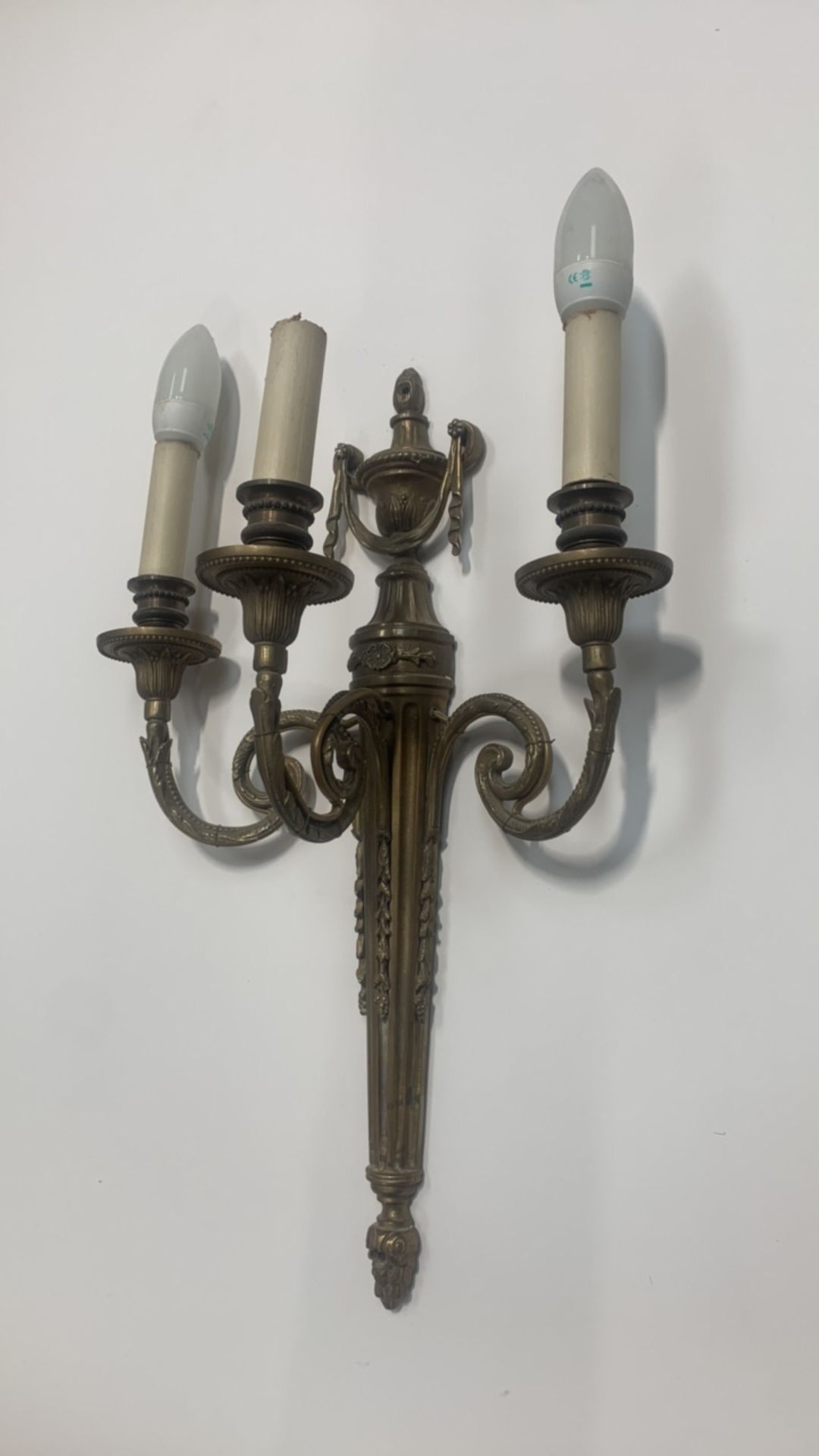 Pair of brass wall lights - Image 2 of 5