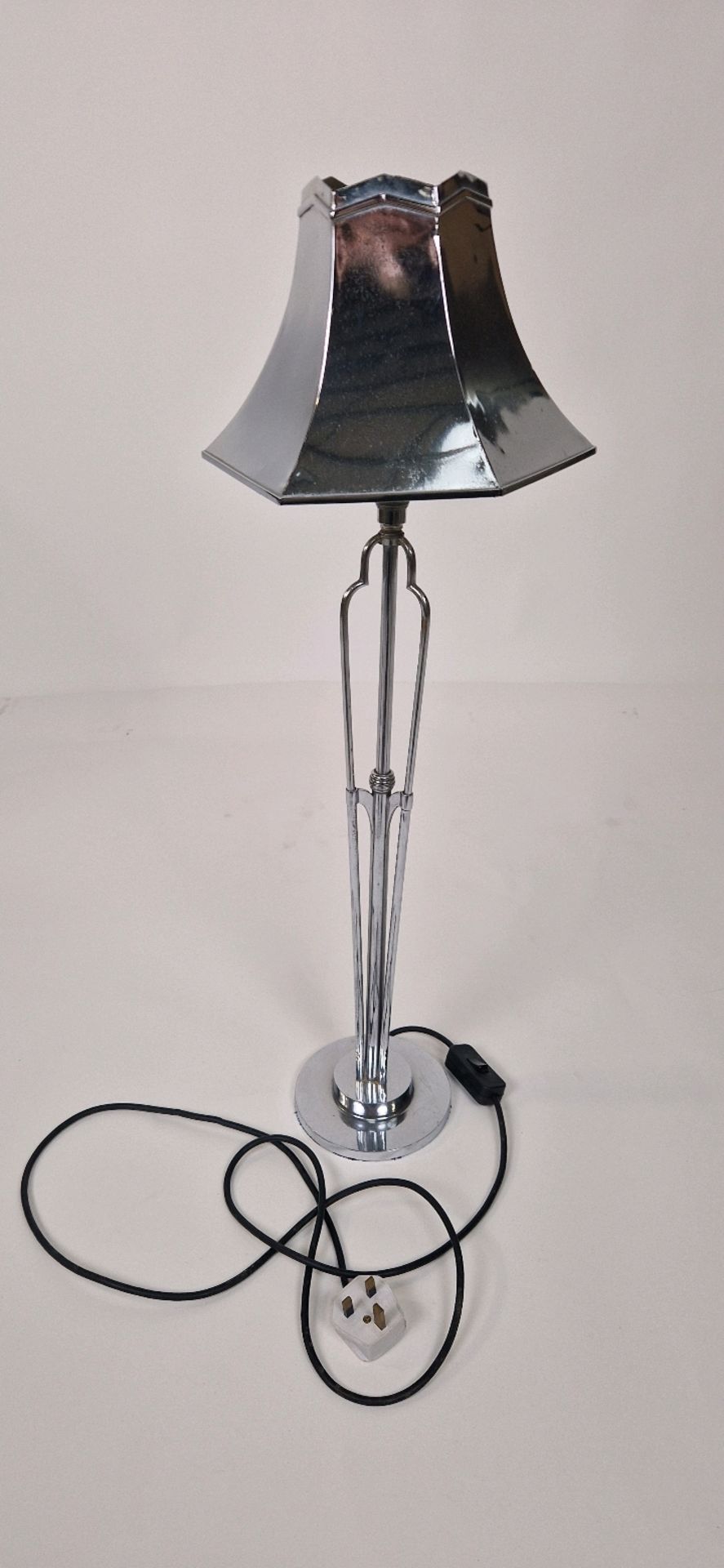 TABLE LAMPS X2