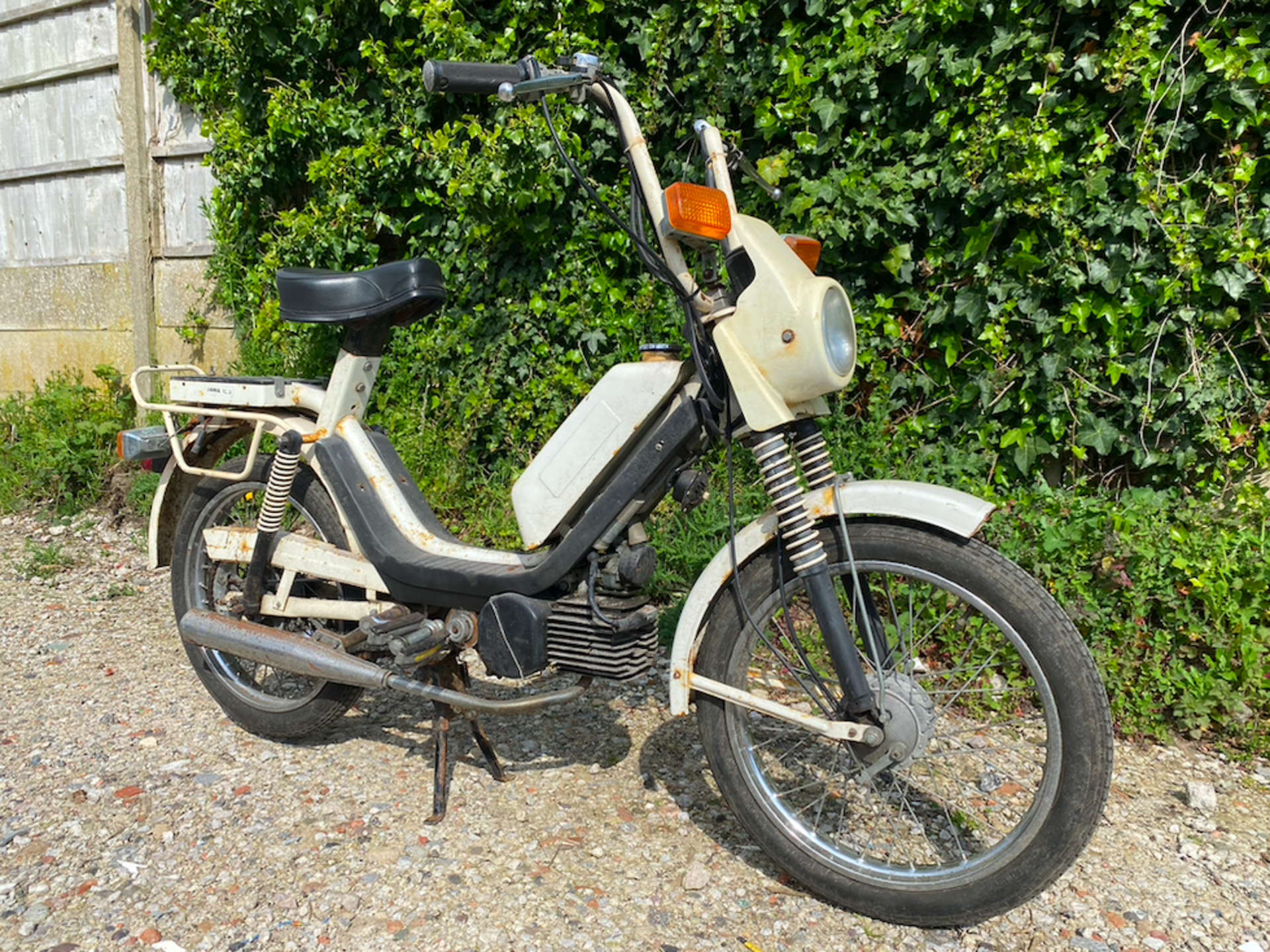 1991 Jawa Economy - Image 2 of 7