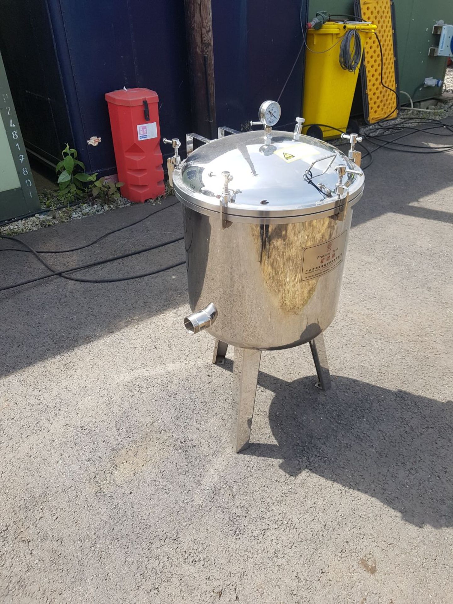 1 x brand new resin impregnation stainless steel tank vacuum tank with basket filter support - Image 6 of 7