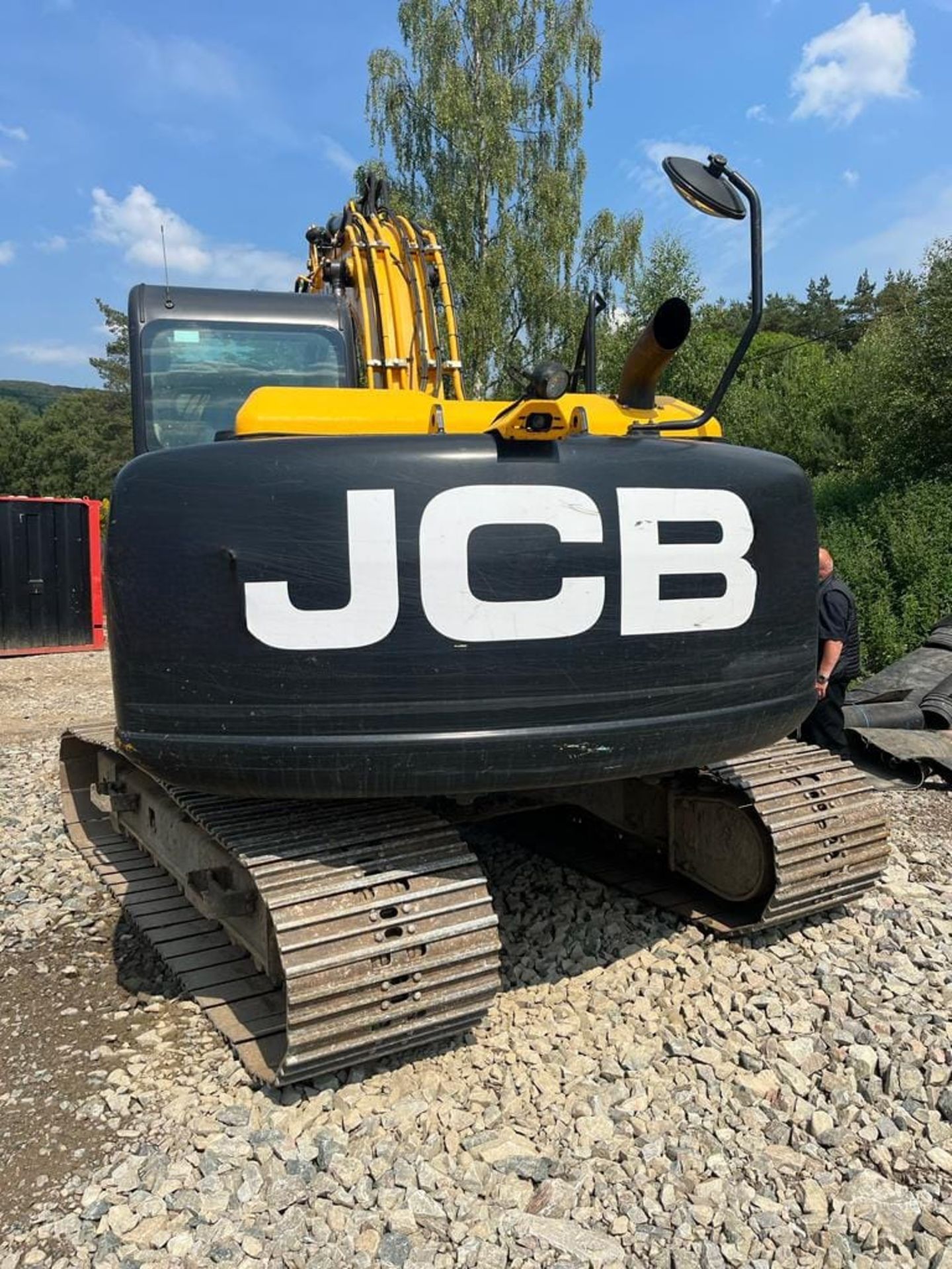 2014 JCB JS130 - Image 11 of 20