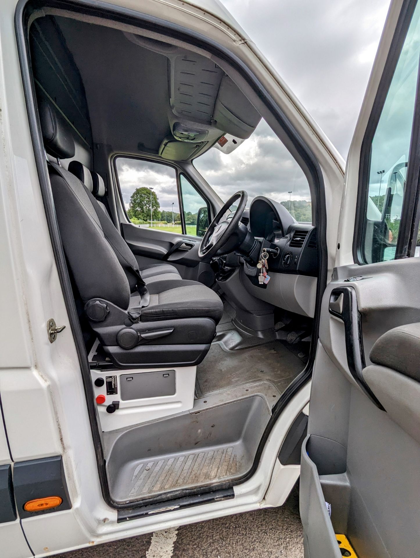 2016, Volkswagen Crafter (LWB) Catering Van (no VAT on hammer) - Image 8 of 20