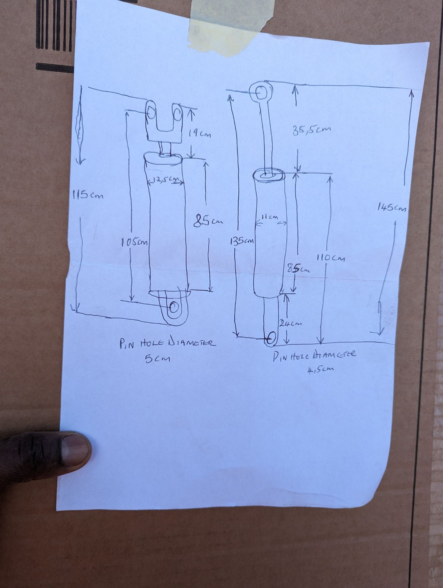 Set of 210 bar Loader bucket cylinders - Image 6 of 6