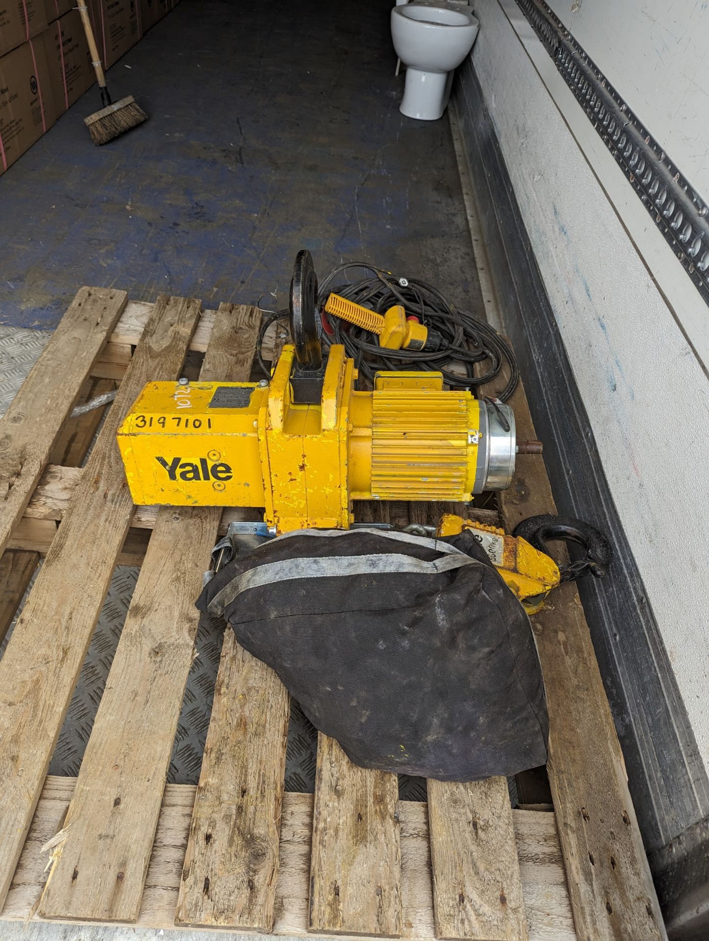 5ton Yale Electric Hoist 3 Phase - Image 2 of 7