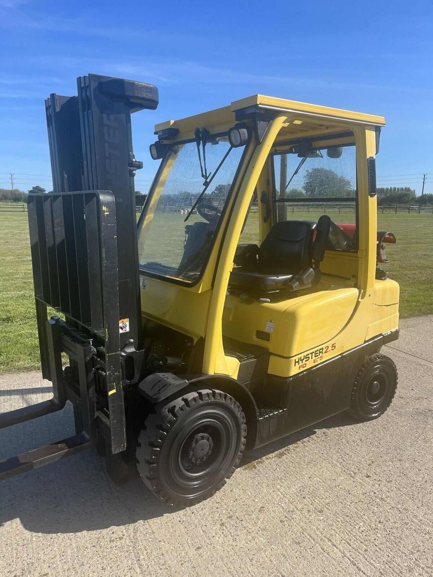 HYSTER / YALE, 2.5 Tonne Gas Forklift (Container Spec)