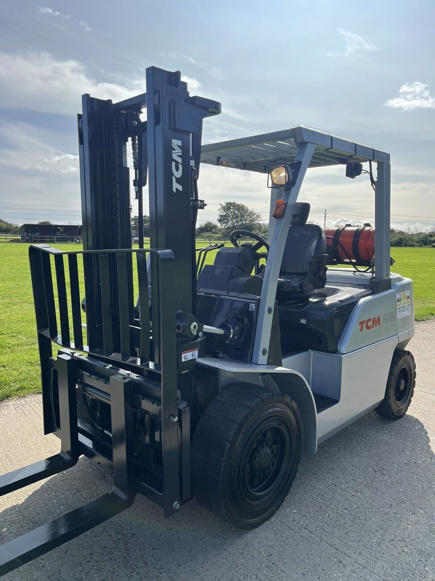 2015 TCM / NISSAN, 4 Tonne Gas Forklift