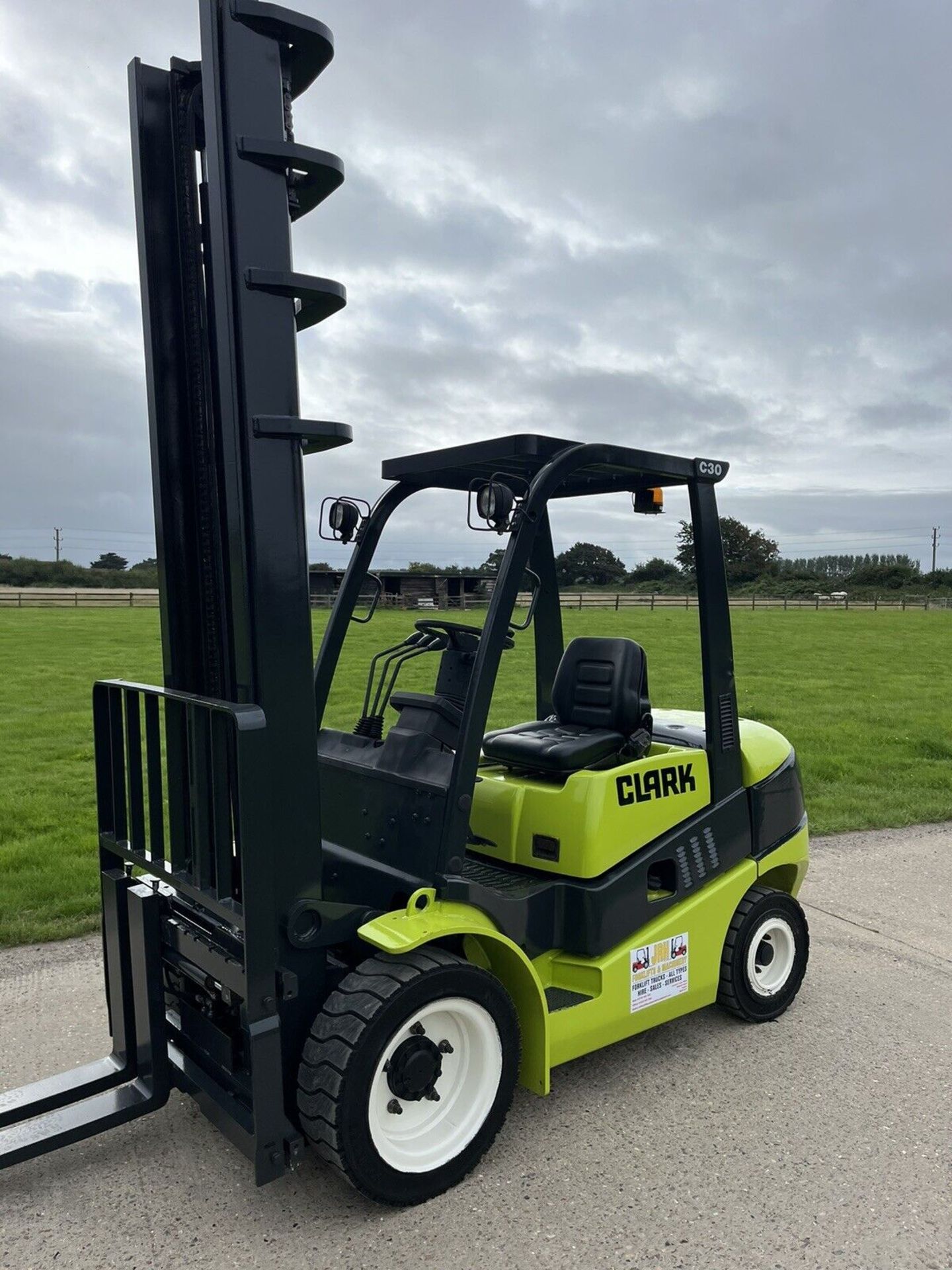 2015 CLARK, 3 Tonne Diesel Forklift Truck