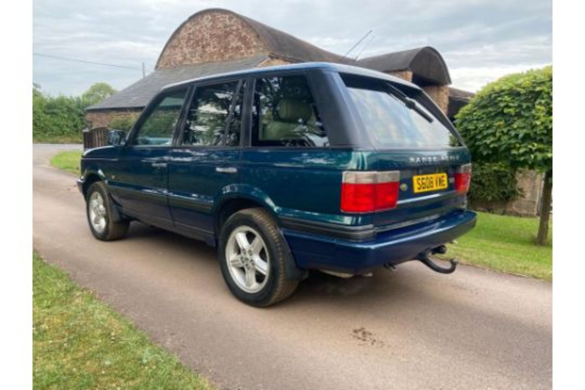 Range Rover P38 Vogue 50th anniversary edition - Image 6 of 26