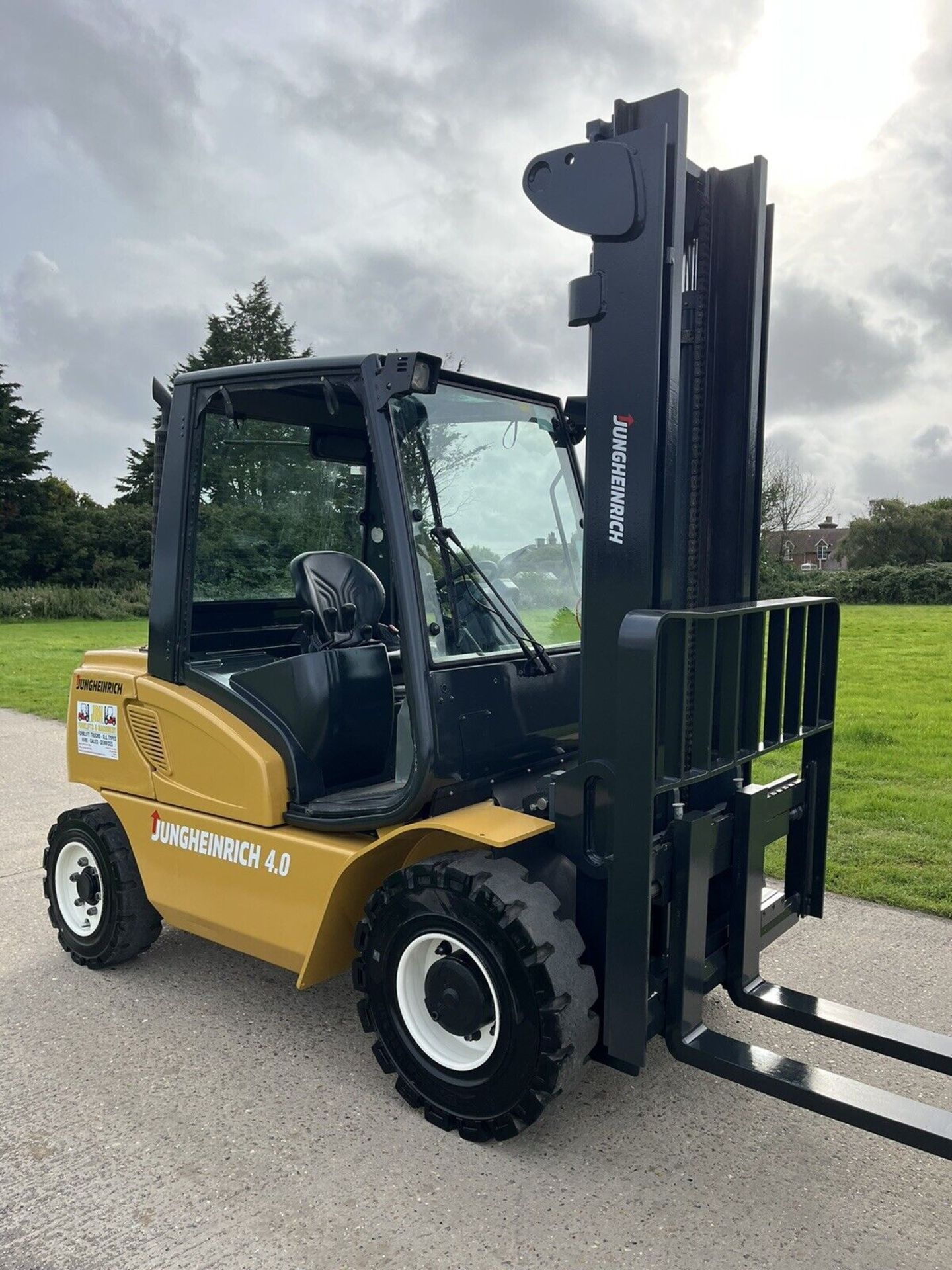 JUNGHINRICH, 4 Tonne Diesel Forklift Truck - Image 2 of 7