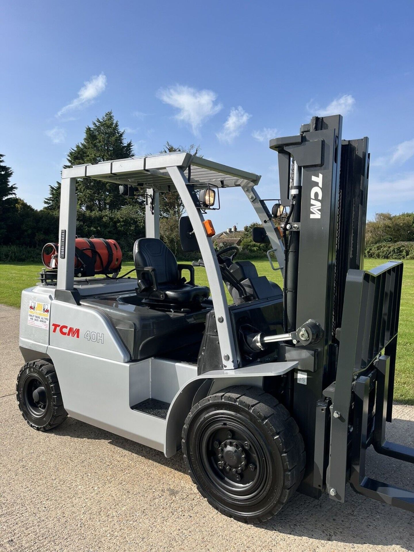 2015 TCM / NISSAN, 4 Tonne Gas Forklift - Image 2 of 10