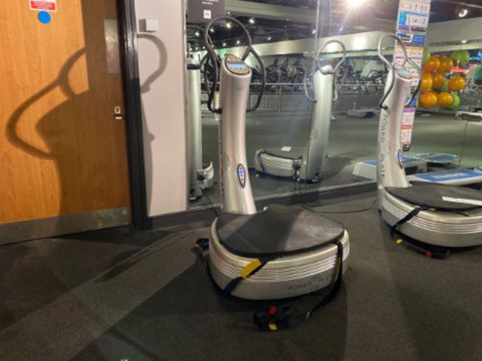 1 x Power Plate - Image 2 of 6