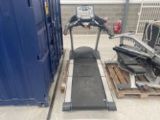 1 x True Fitness 650 Treadmill - not working