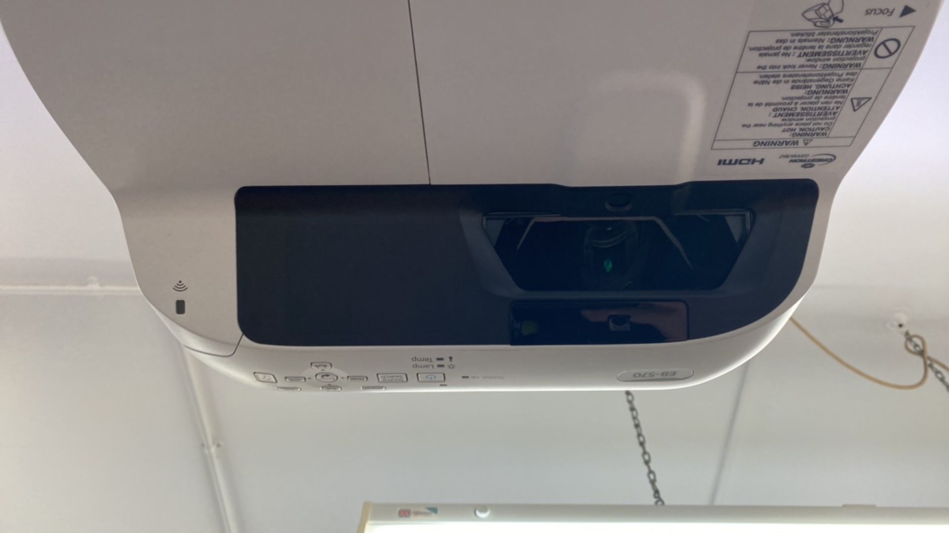 Epson EB-570 Projector - Image 6 of 10