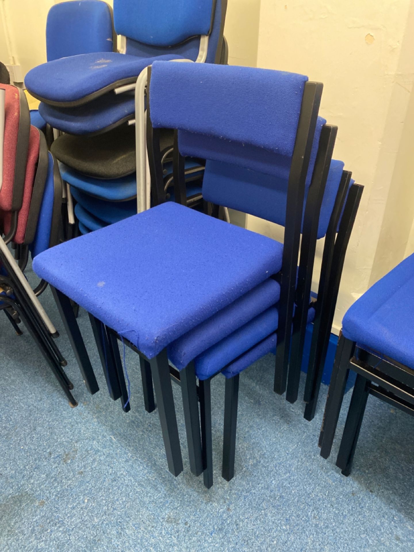 Set of 4 Cusioned Classroom Chairs - Image 11 of 12