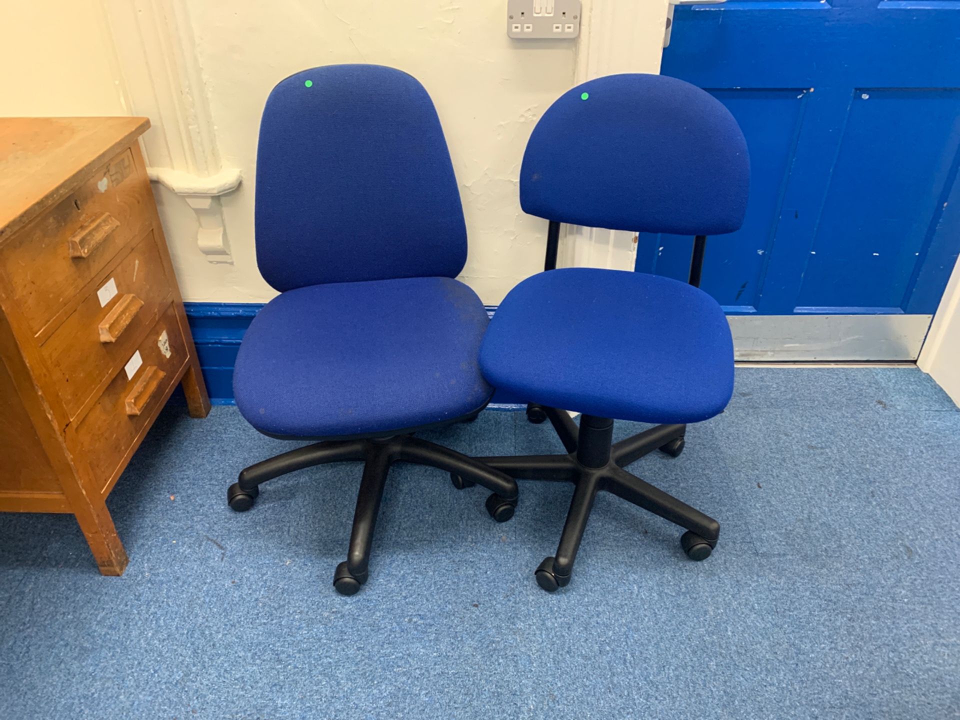 Pair of Mobile Upholstered Office Chairs - Image 2 of 2