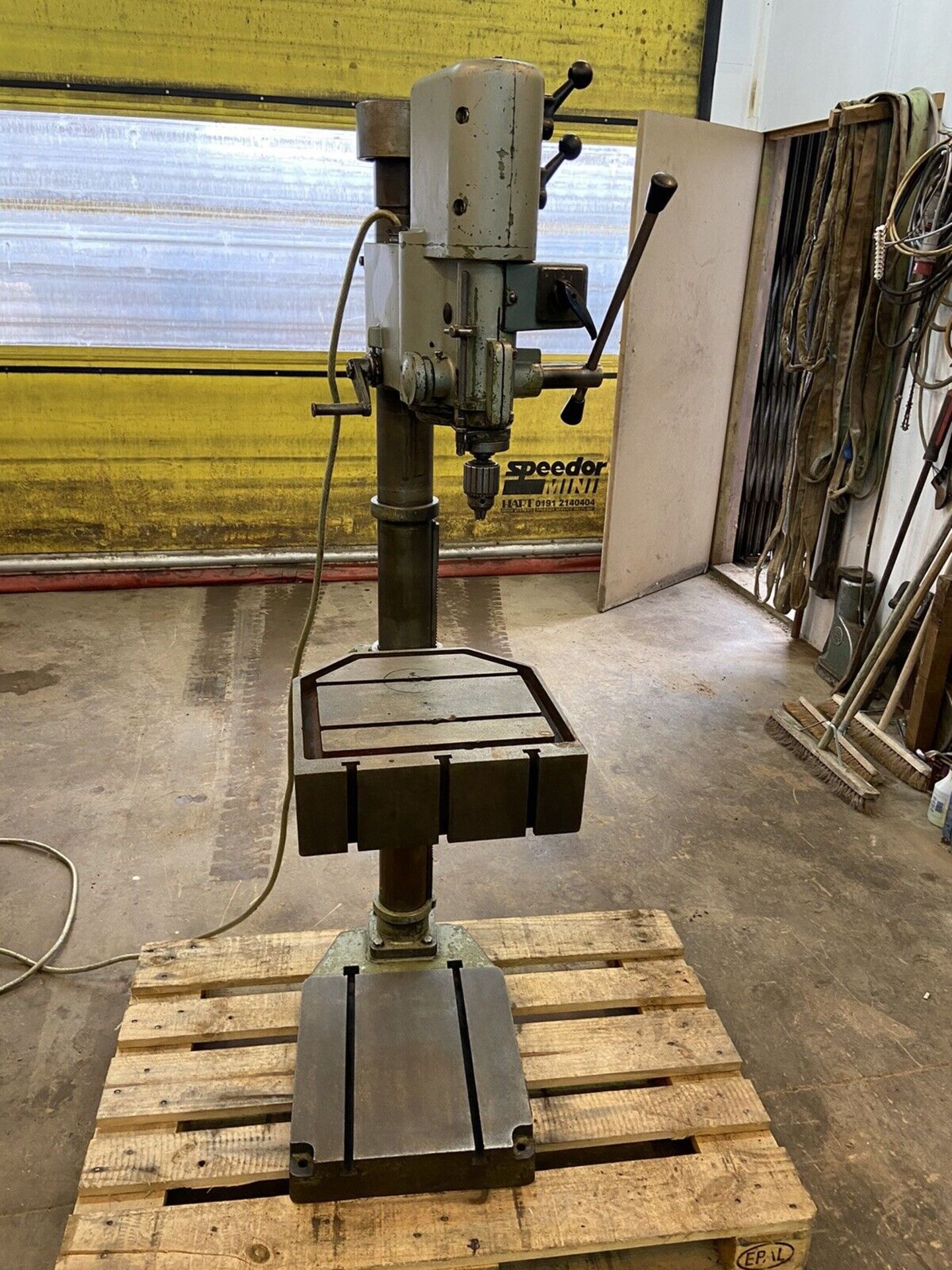 Pillar Metal Drill Arboga E 825 Floor standing engineering pillar drill. Sweden.