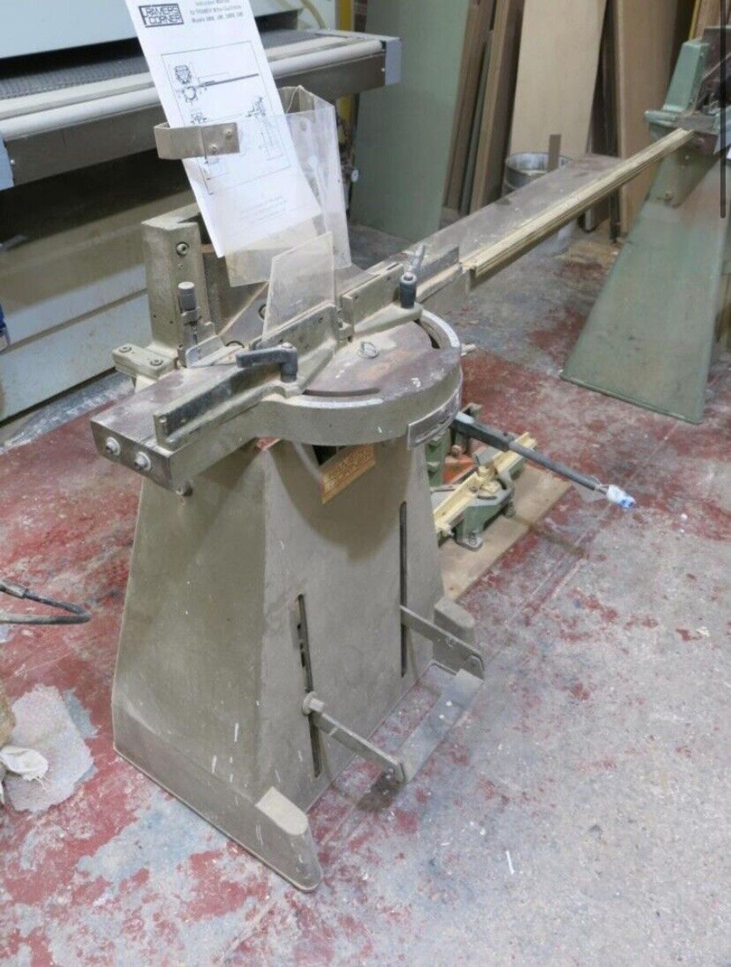 Corner Guillotine Mitre Machine