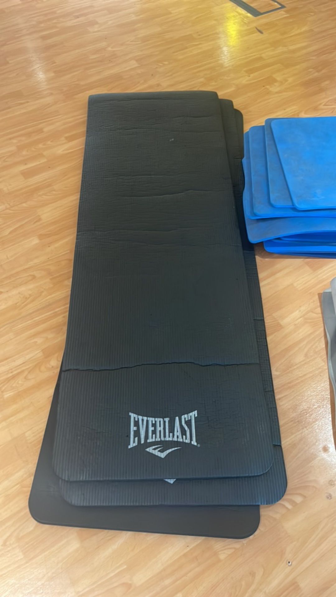 Yoga Mats - Image 2 of 4