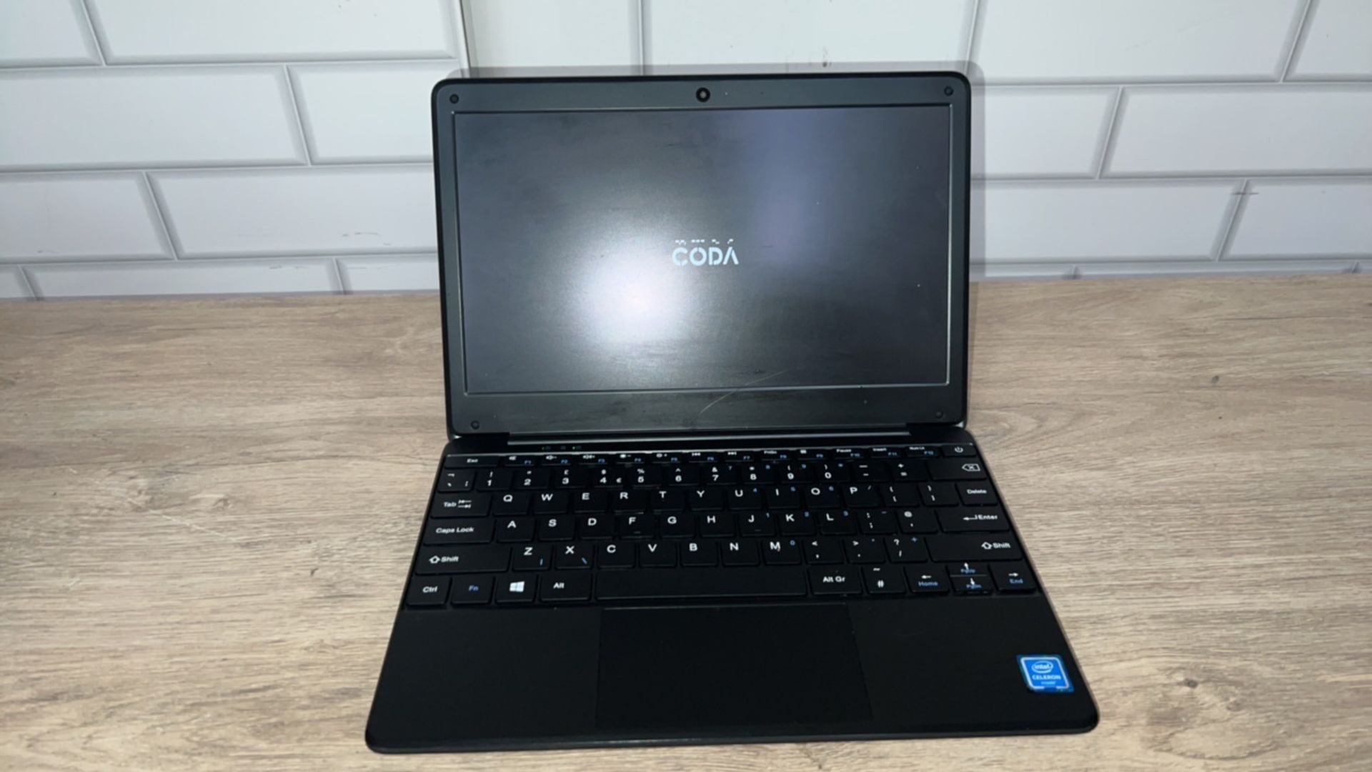 CODA 1.1 11.6 INCH FHD LAPTOP - Image 2 of 3