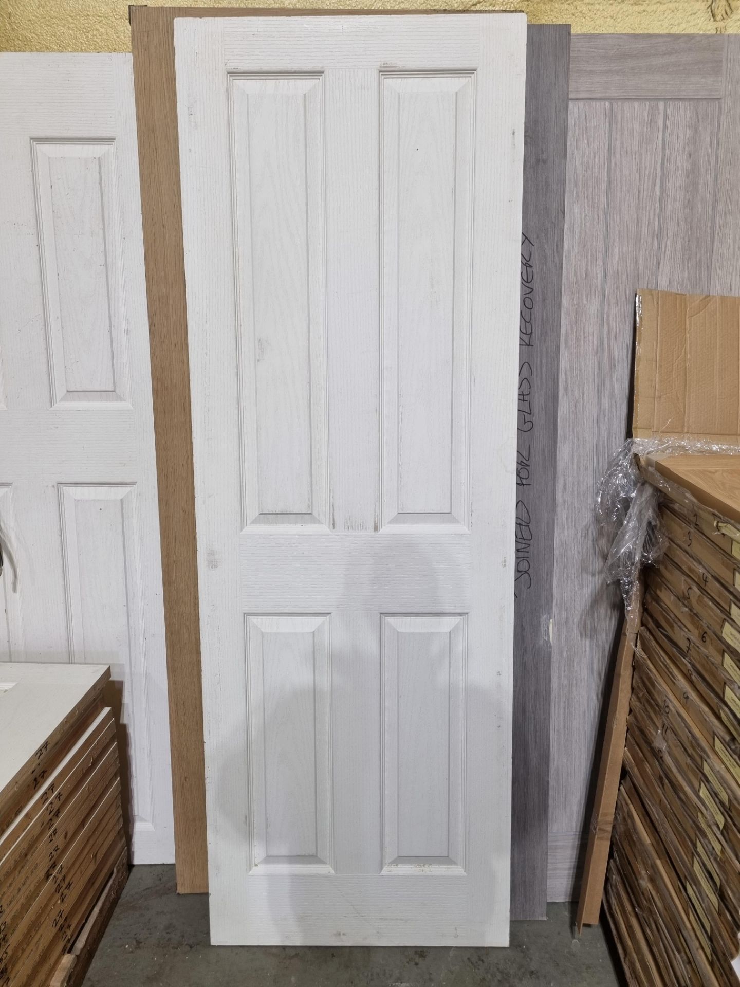 NO RESERVE 1 X 4 Panel White Standard (Not Fire Door) Internal Door 30 x 1981 X 686