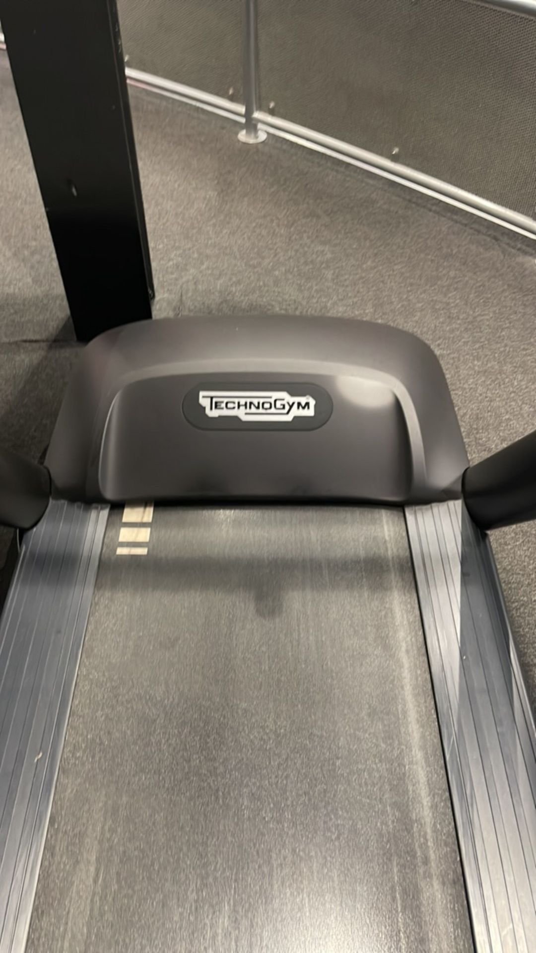 Technogym Run 600 Treadmill - Image 4 of 6