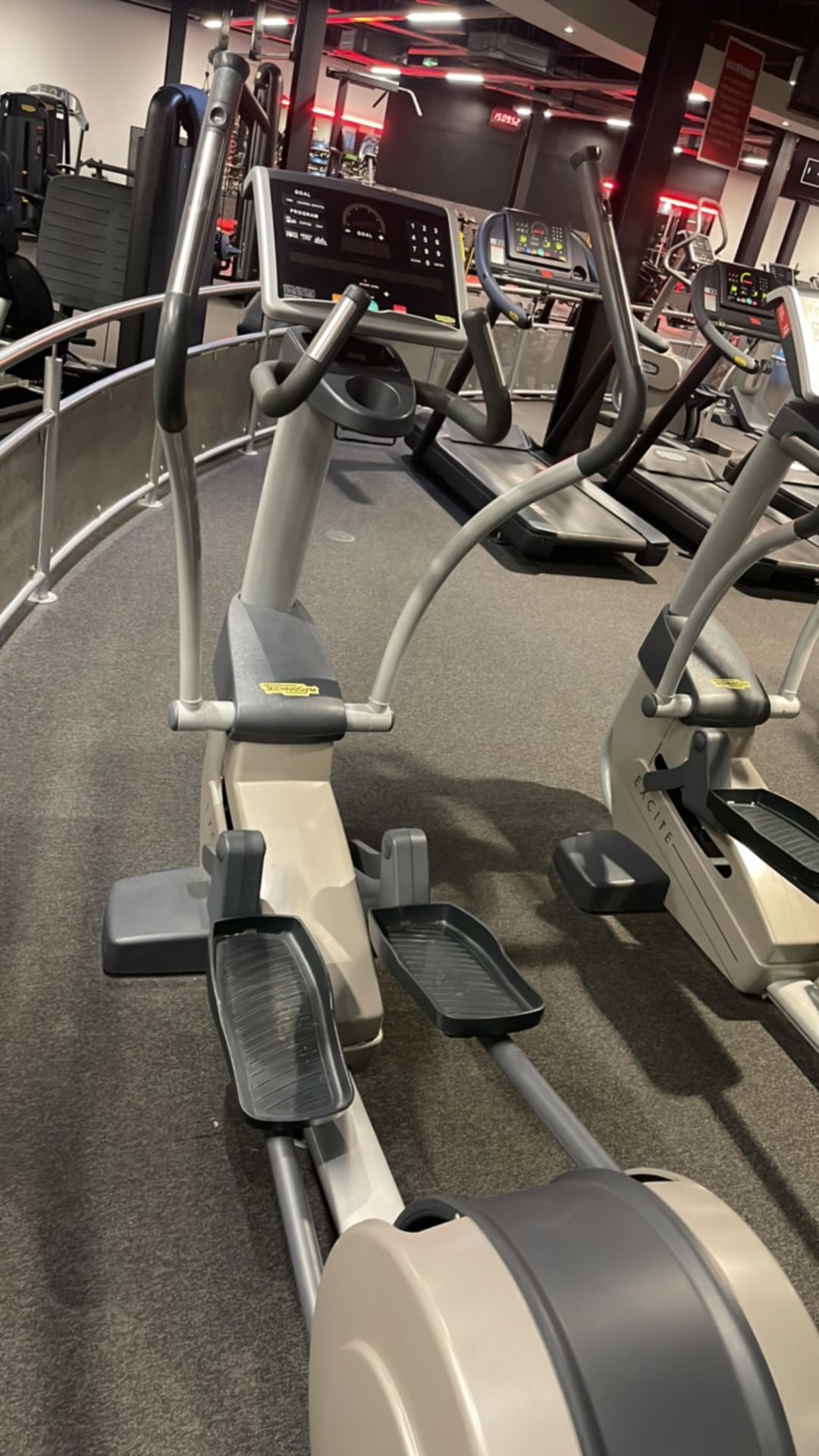 Technogym Synchro 700 SP LED - Image 6 of 6