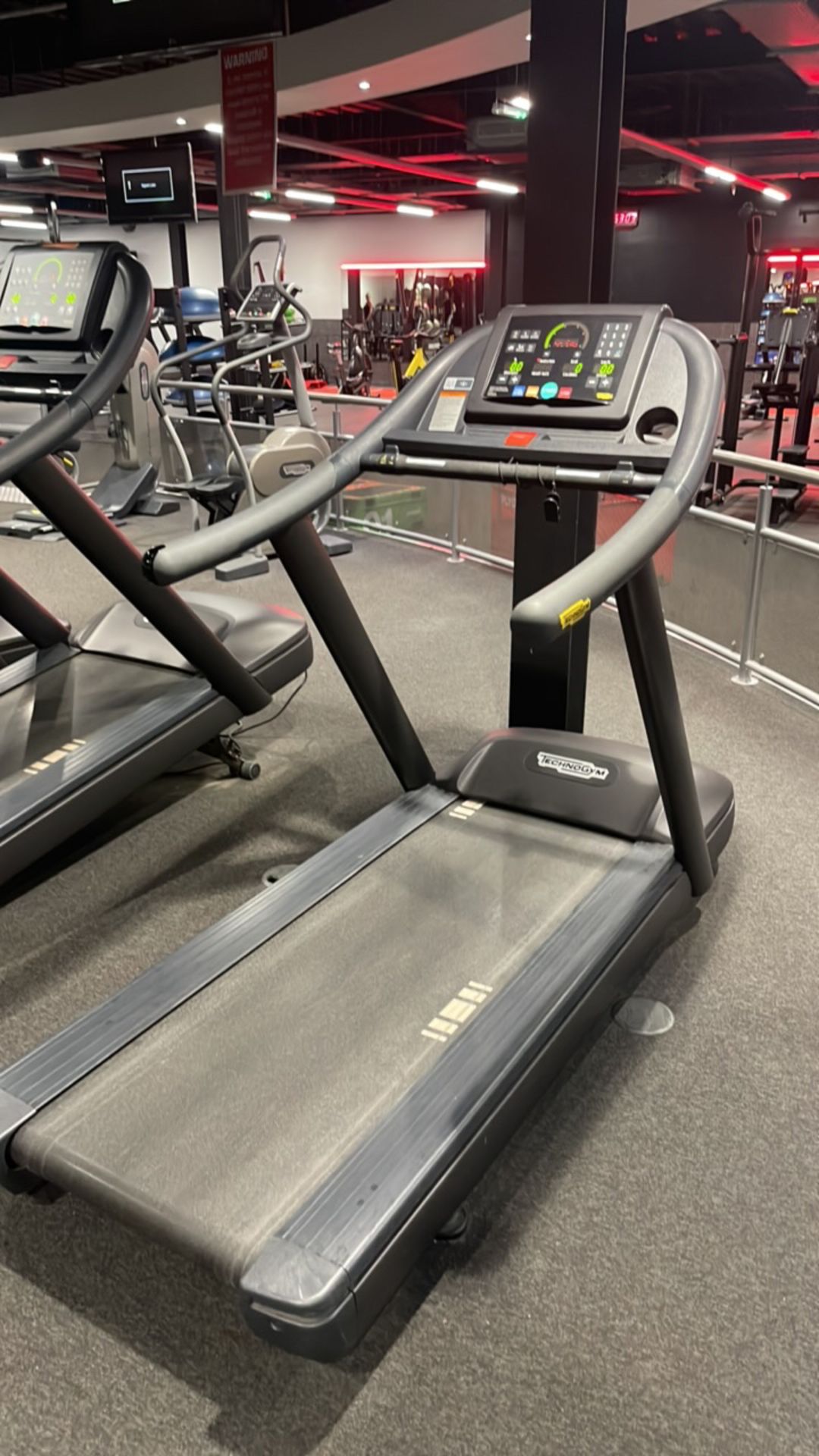 Technogym Run 600 Treadmill