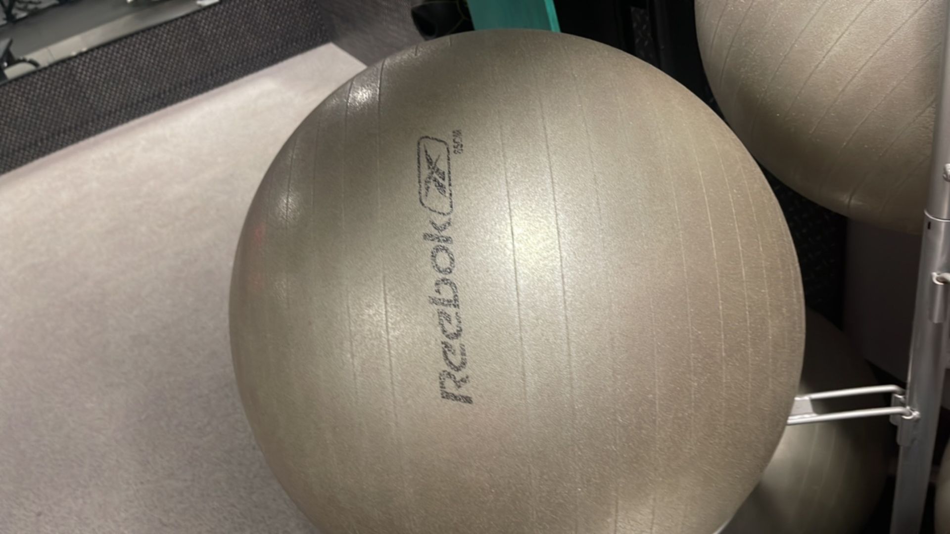 Reebok Excercise Balls & Stand - Image 2 of 4