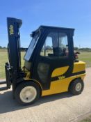 2014 YALE, 3.5 Tonne Gas Forklift - (Container Spec & Full Heated Cab)