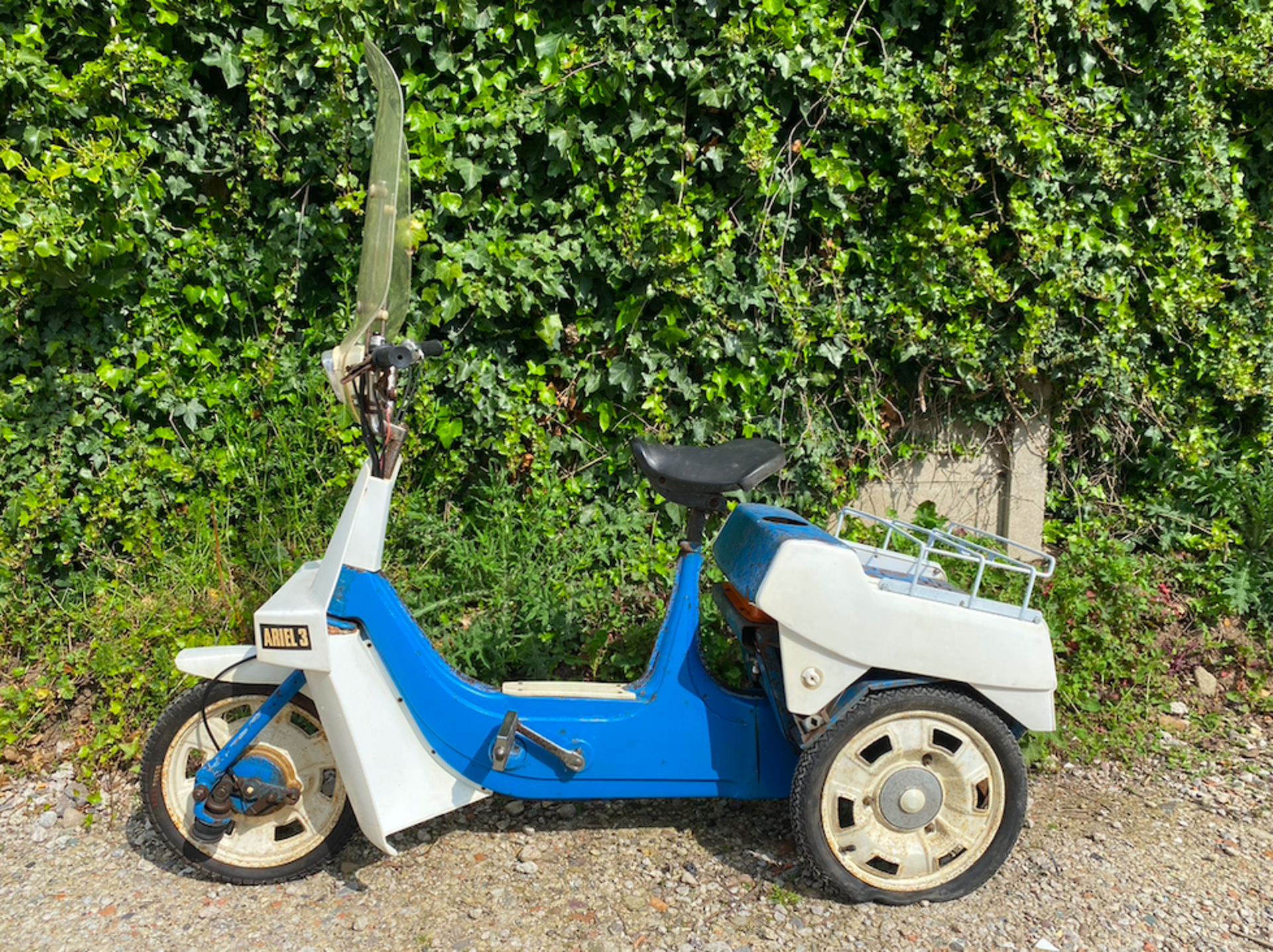 1972 BSA ARIEL 3 TRICYCLE ***NO RESERVE*** - Image 4 of 6