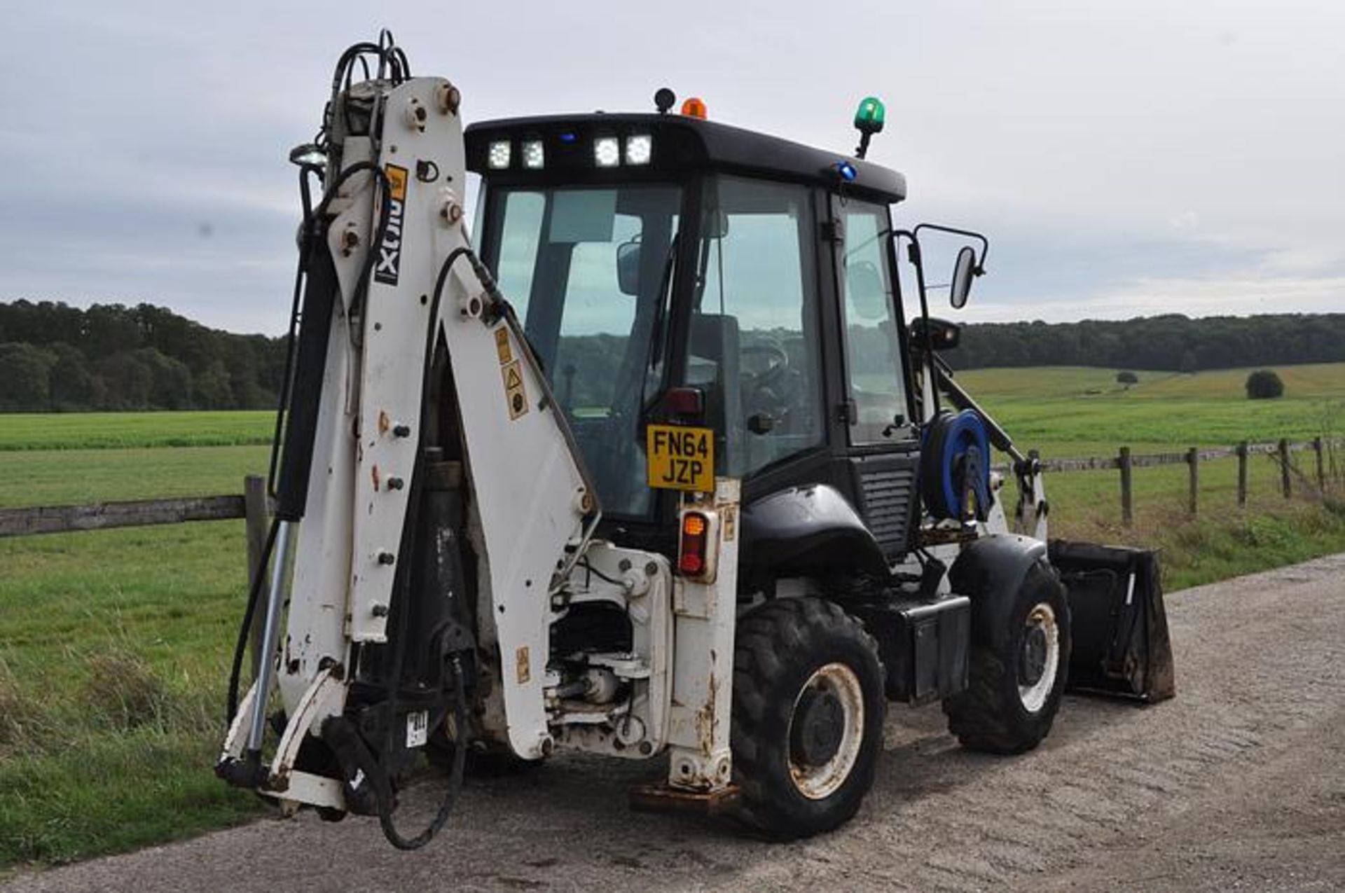 2014 JCB 2CX SM 4WS - Image 2 of 14