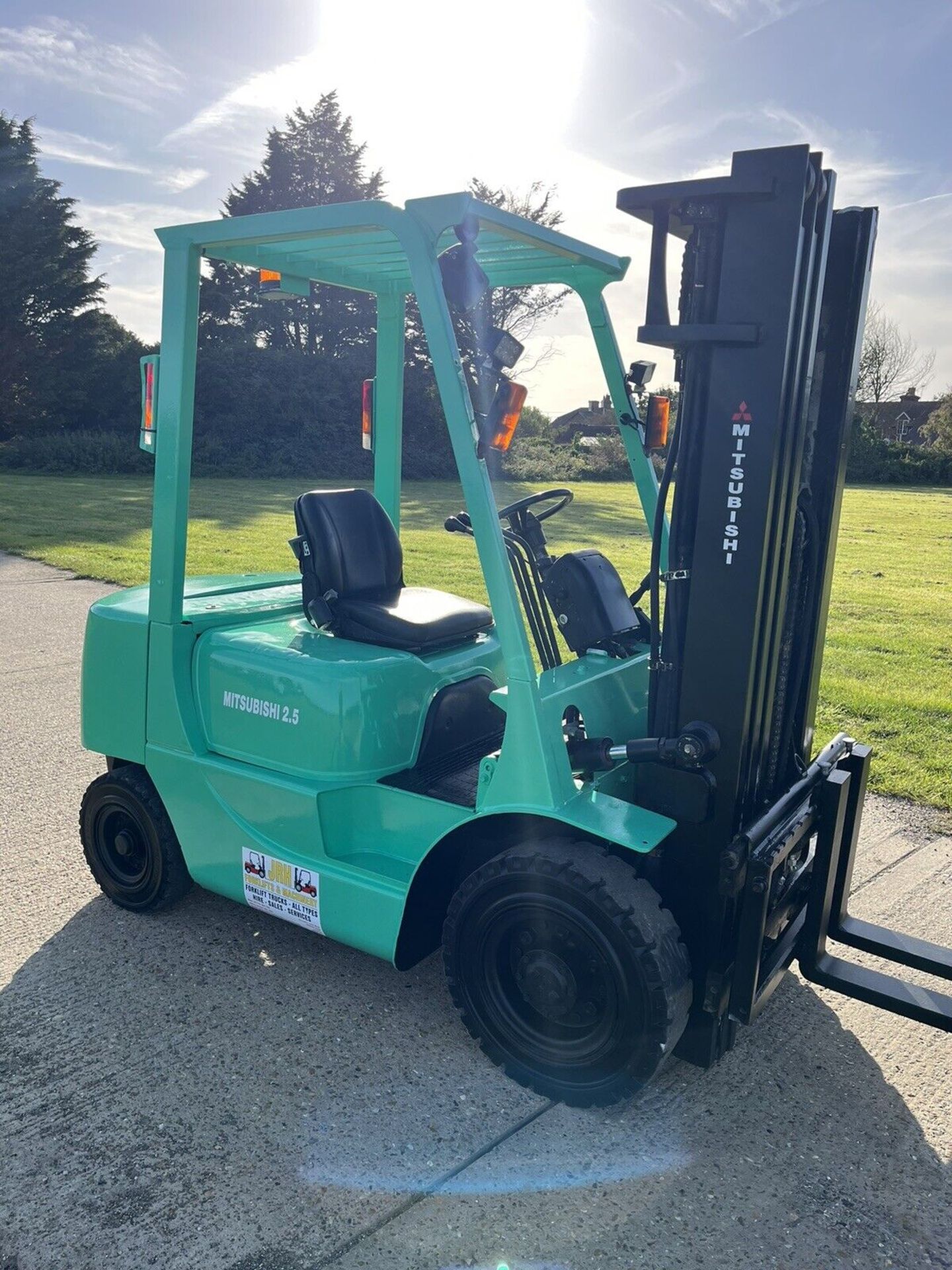 MITSUBISHI, Diesel 2.5 Ton Forklift - Image 2 of 5