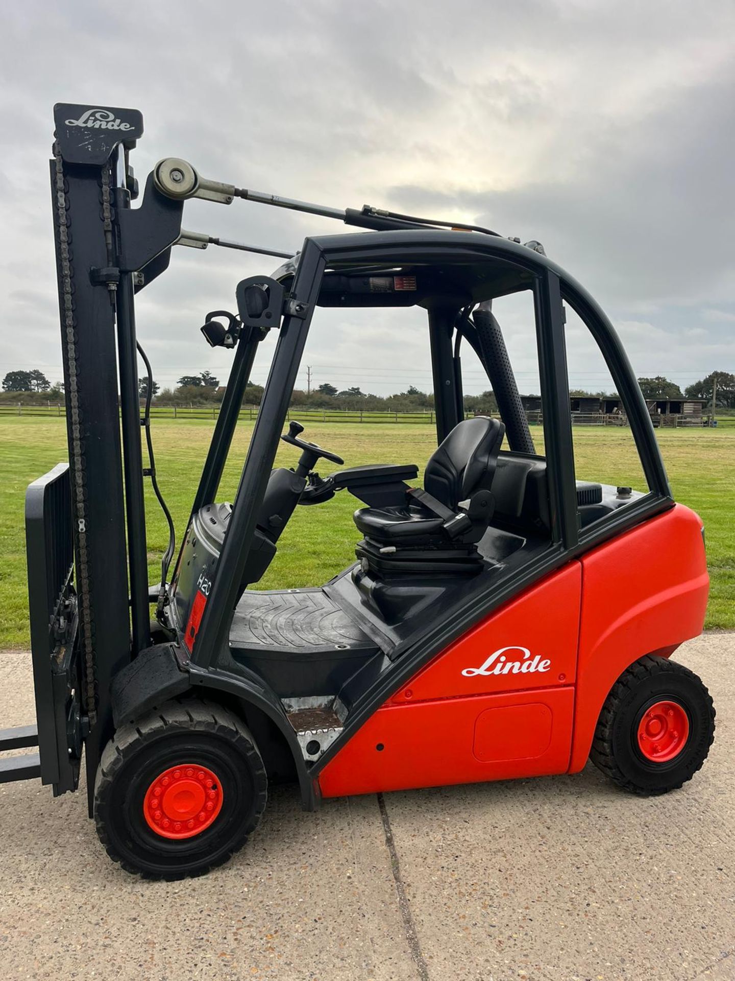 LINDE, Diesel 2 Tonne Forklift - Image 2 of 5