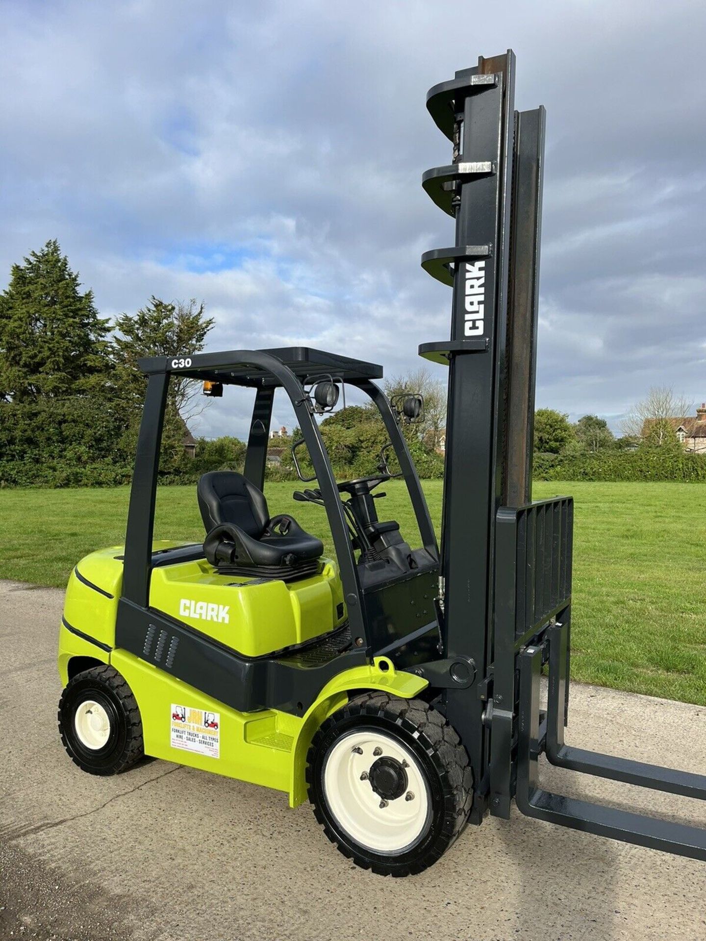 2015 CLARK, 3 Tonne Diesel Forklift Truck - Image 8 of 8