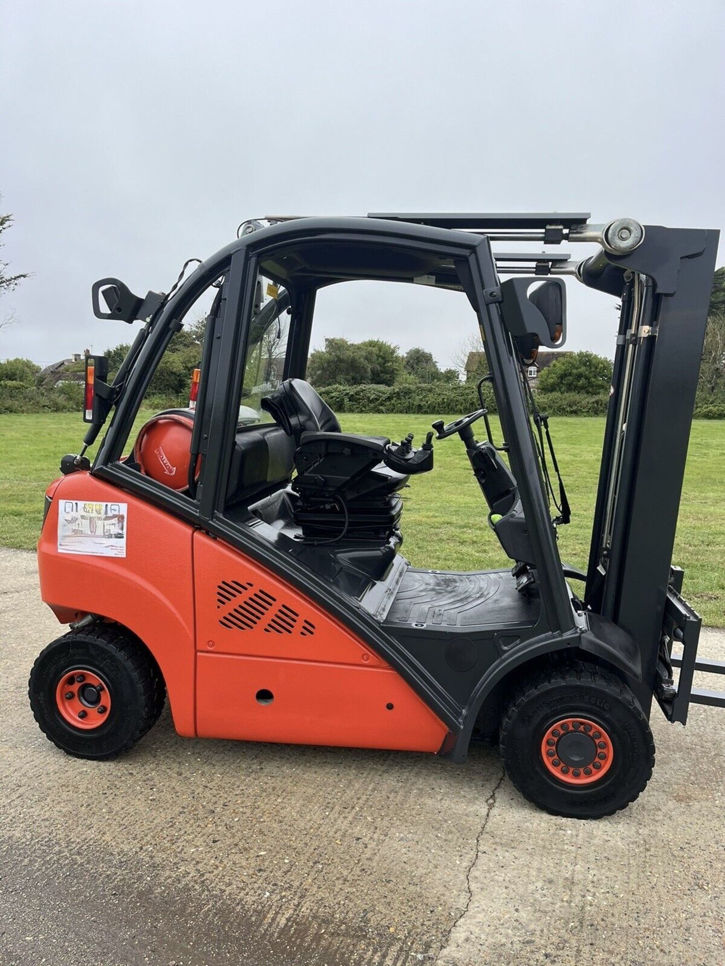 LINDE, LPG 2.5 Tonne Forklift - Image 4 of 7