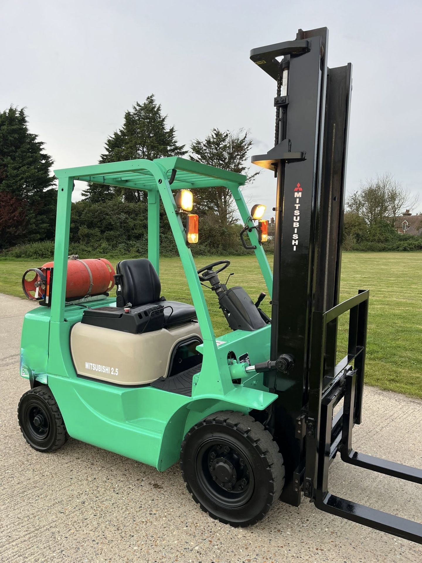 MITSUBISHI, 2.5 Tonne Gas Forklift - Image 5 of 5