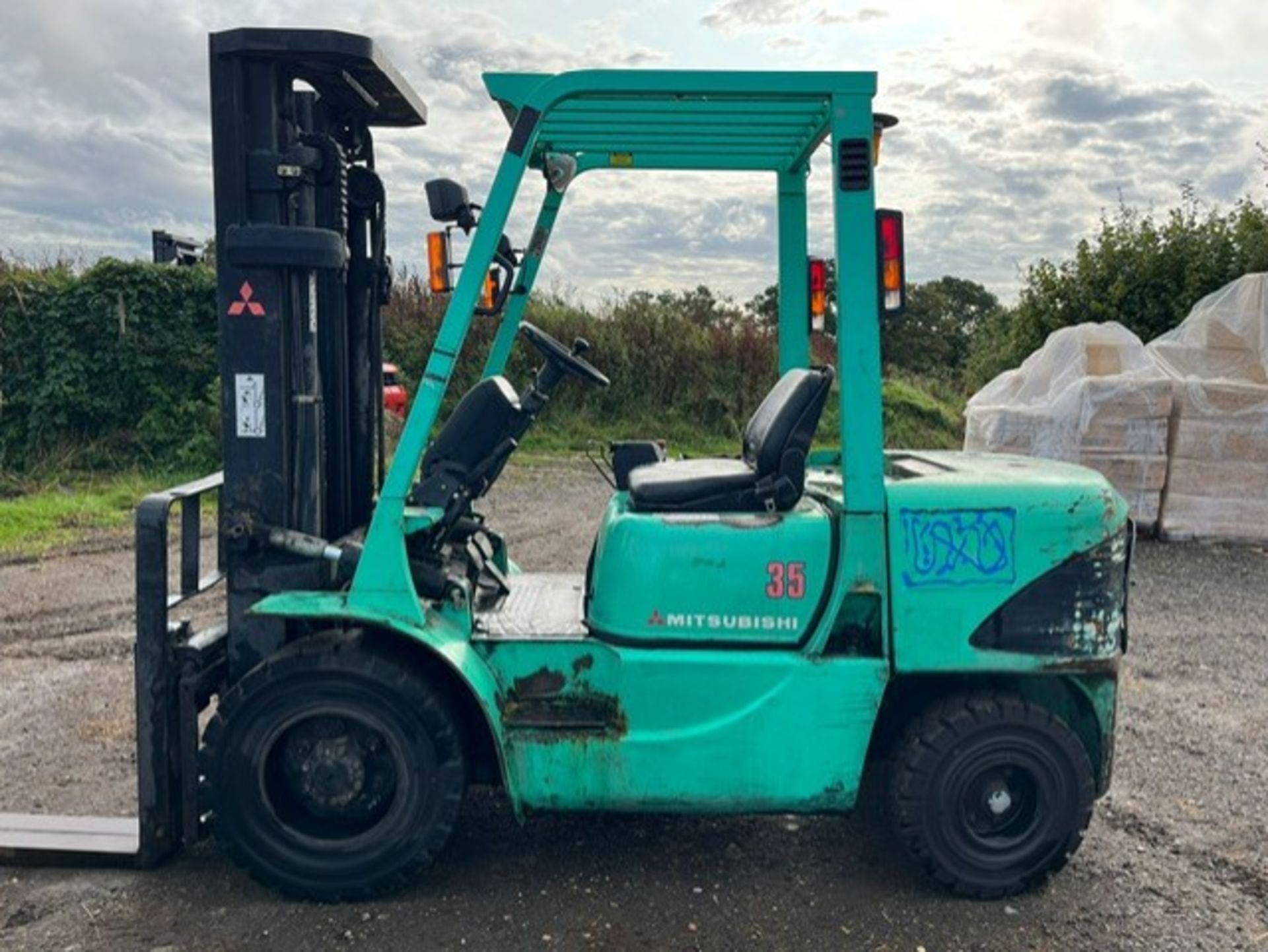 2004, MITSUBISHI 3.5 Tonne - Diesel Forklift - Image 4 of 7