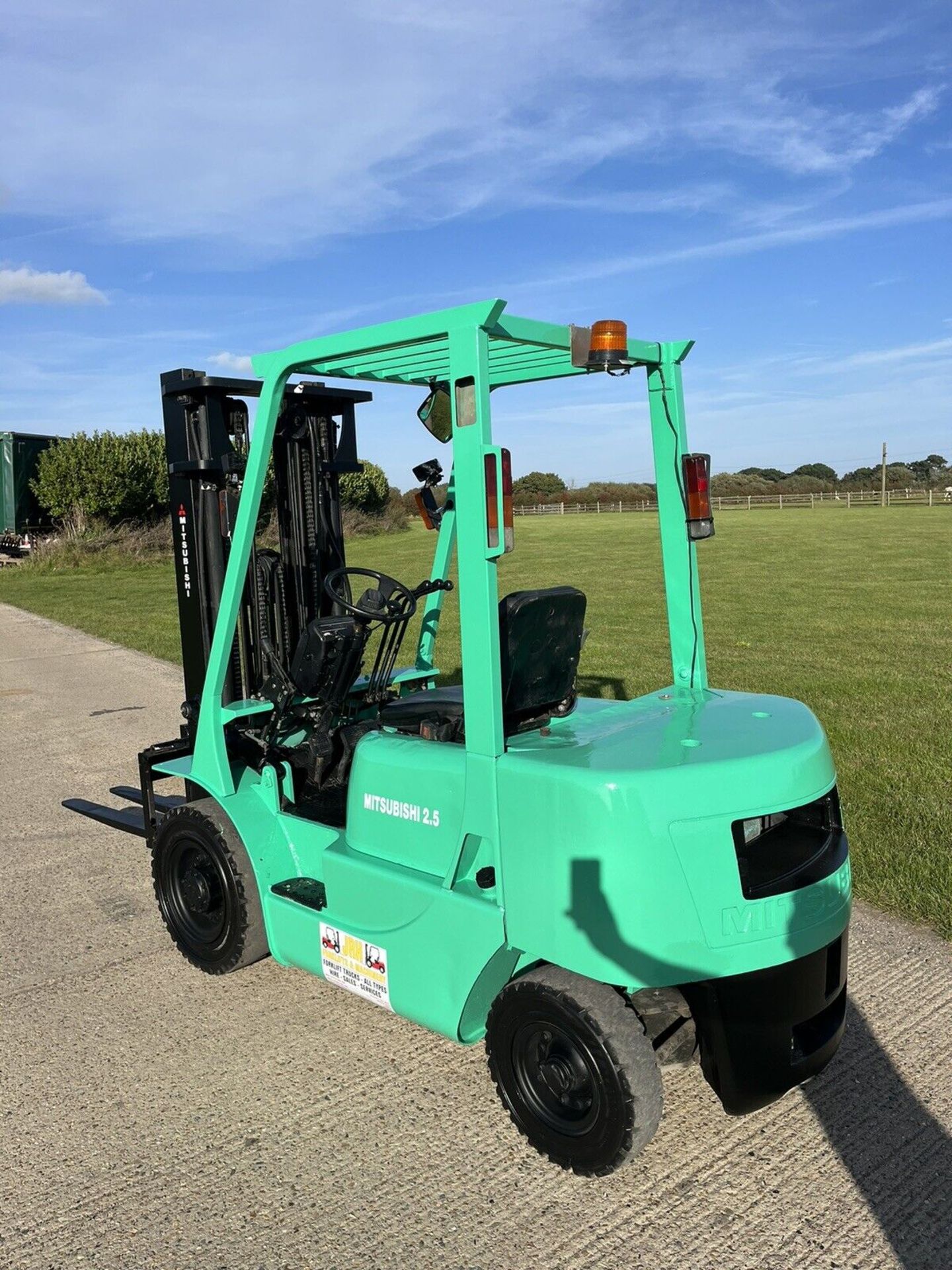 MITSUBISHI, Diesel 2.5 Ton Forklift - Image 4 of 5