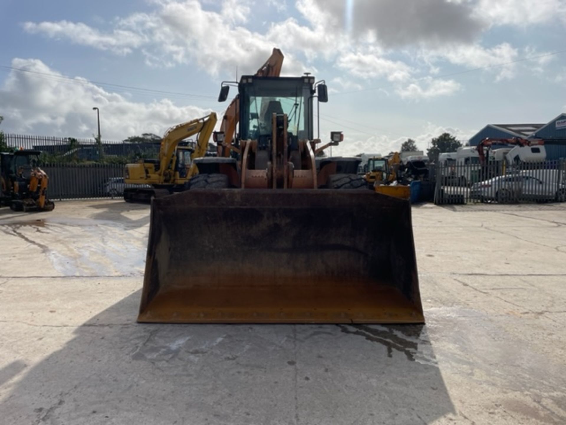 2015 CASE 821F WHEEL LOADER - Image 8 of 13