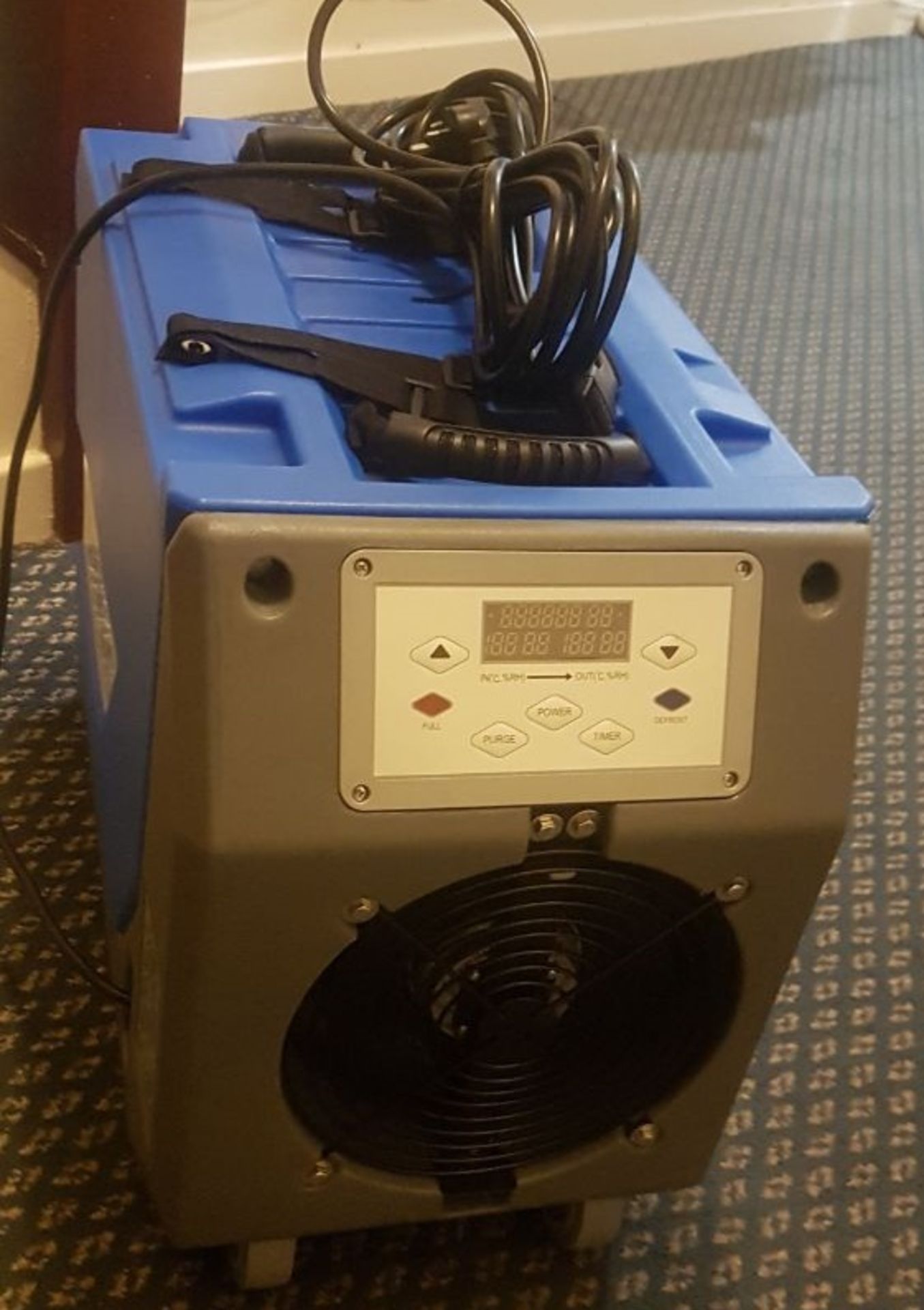 Commercial 85L per day 230V dehumidifier - Image 6 of 6