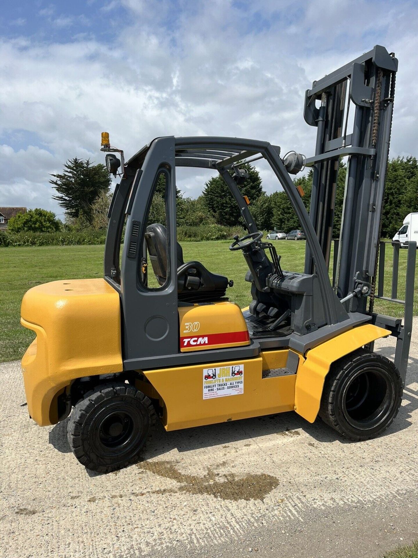 TCM, 3 Ton Diesel Forklift Truck (Twin Wheels Wide Carriage) 6ft forks scrap yard truck - Image 5 of 7