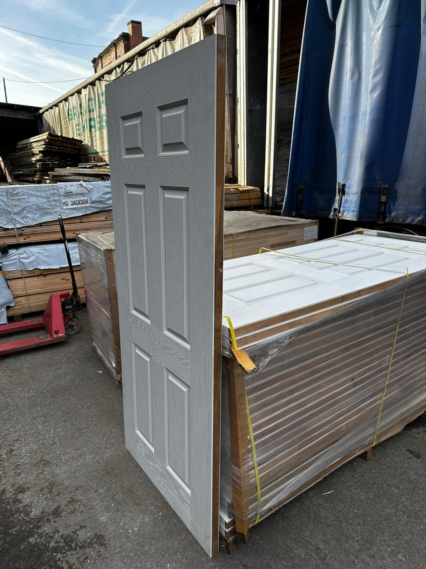 NO RESERVE - 1 x pallet of Composite Door Blanks (23 x doors per pallet) 84 x 2018 - Bild 4 aus 7