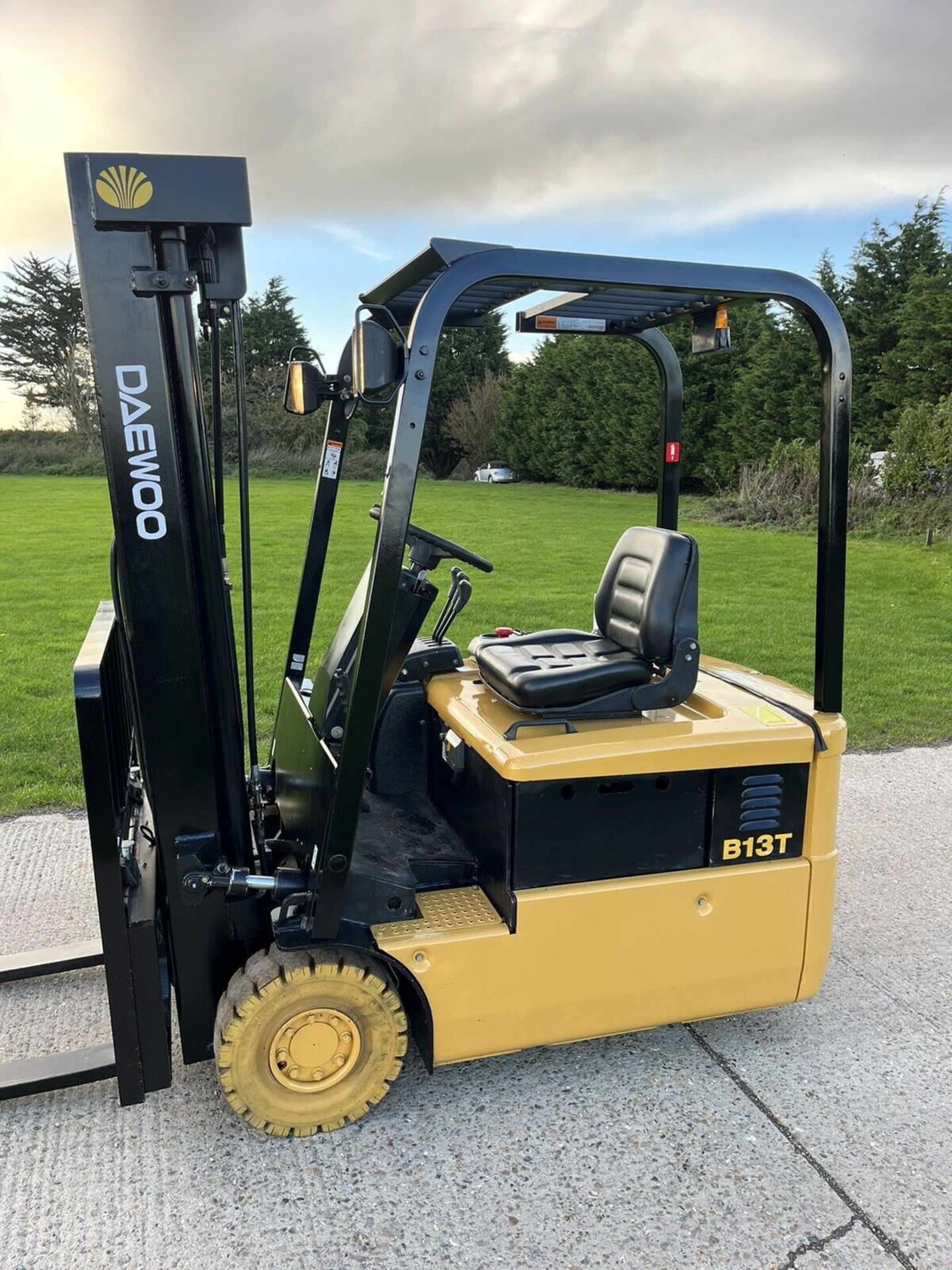 DEAWOO, 1.3 Electric Forklift Truck (Container Spec) - Bild 2 aus 2